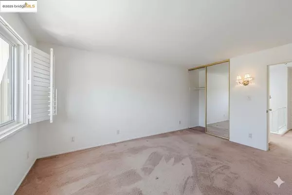 Alameda, CA 94502,1160 Marianas Ln