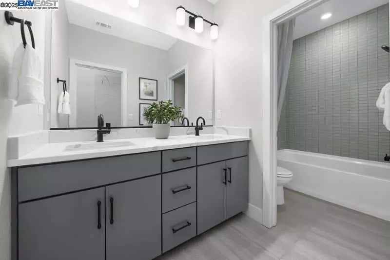 Mountain House, CA 95391,540 E Arabella Way