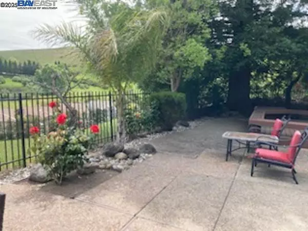 Danville, CA 94506,300 S Eagle Nest Ln