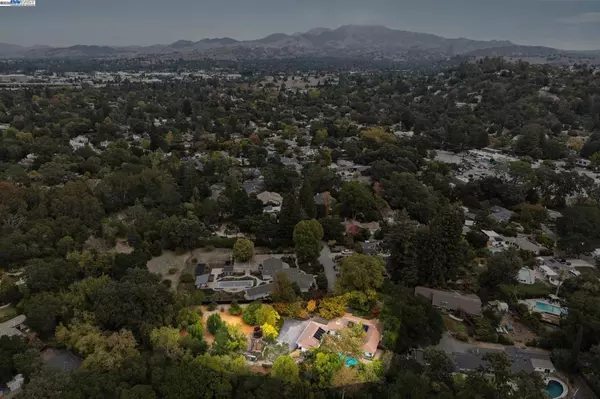 Walnut Creek, CA 94595,175 Richard Ln