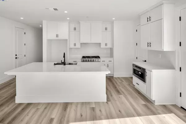 Bethel Island, CA 94511,16 Grey Whale Place