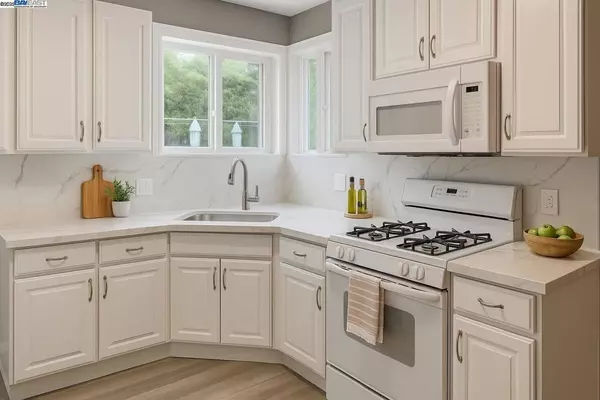 San Leandro, CA 94577,808 Martin Blvd