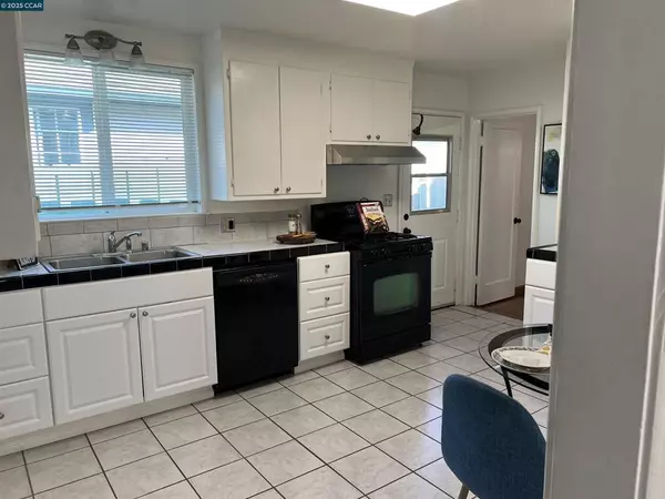 El Cerrito, CA 94530,1607 Elm St