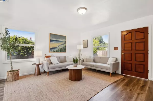 Alameda, CA 94501,108 Cypress St #D