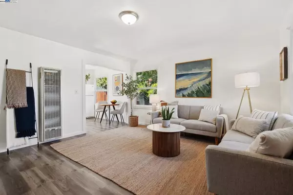 Alameda, CA 94501,108 Cypress St #D