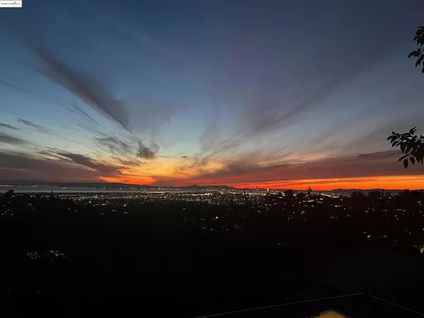 Oakland, CA 94611-2719