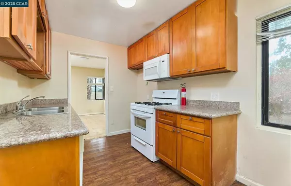 Vallejo, CA 94591,1306 Magazine St