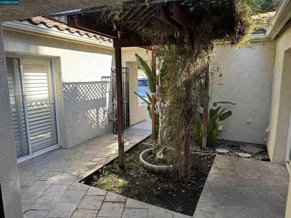 Stockton, CA 95209,3735 Ignacio Cir