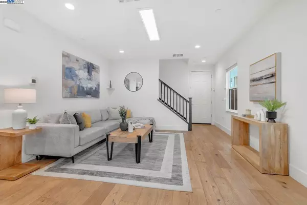 Newark, CA 94560,38020 Salty Cove Rd