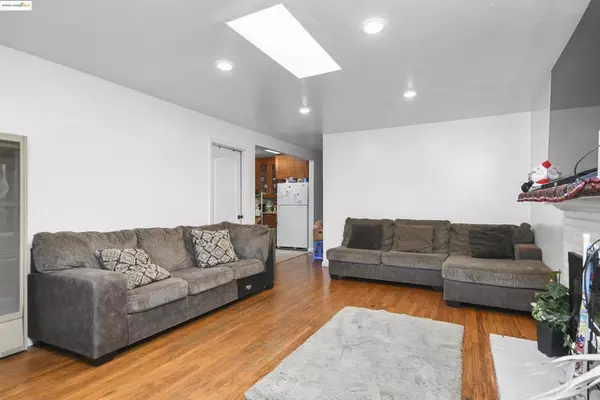 Richmond, CA 94804,447 S 16Th St