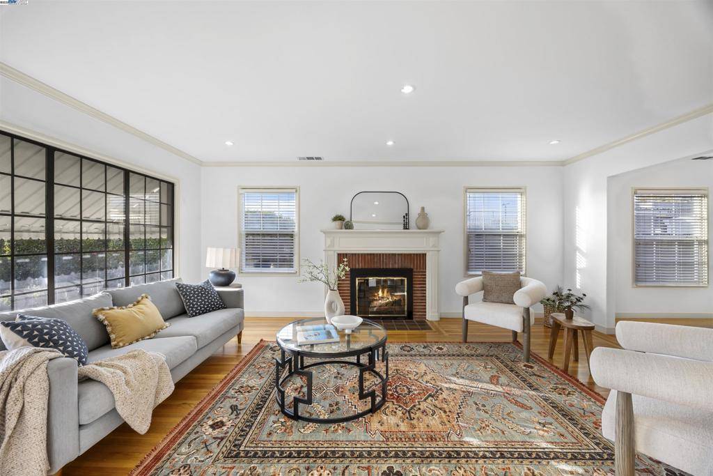 San Leandro, CA 94578,14850 Donna St