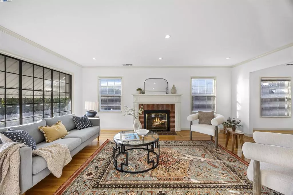 San Leandro, CA 94578,14850 Donna St