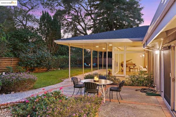 San Leandro, CA 94577,1615 Daniels Dr