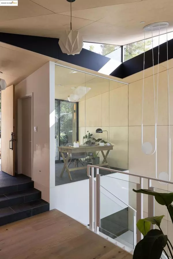 Berkeley, CA 94708,1136 Keith Ave