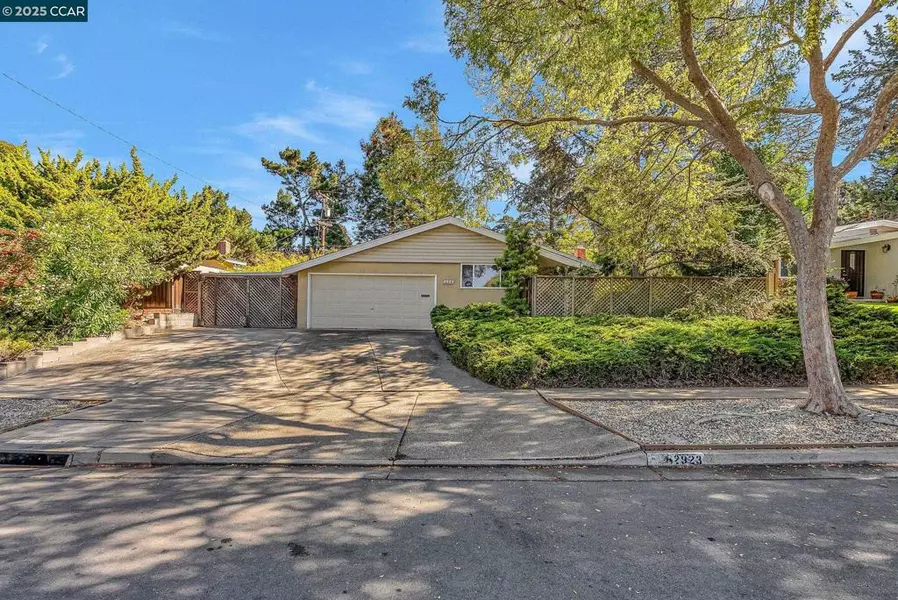 2823 Wiswall Dr, Richmond, CA 94806