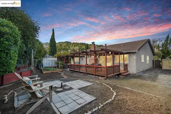 Richmond, CA 94803,2216 Bristlecone Drive