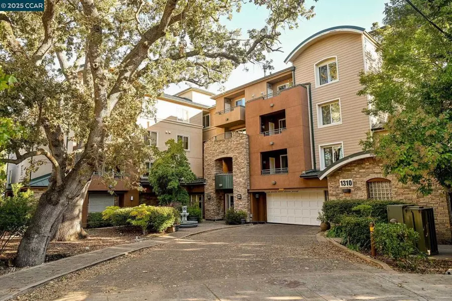 1310 Creekside Dr #103, Walnut Creek, CA 94596