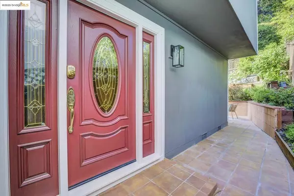 Oakland, CA 94611,6635 Banning Dr