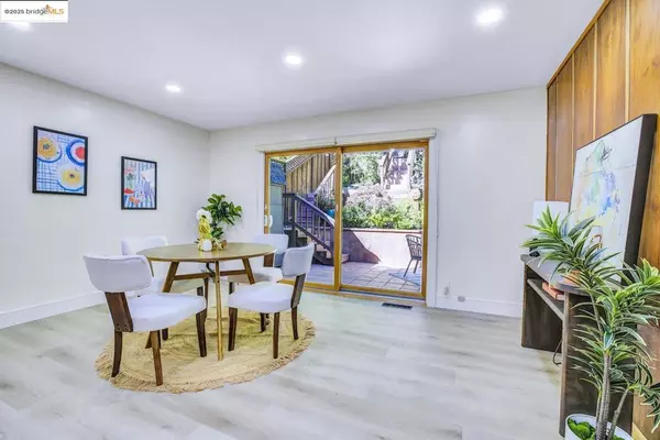 Oakland, CA 94611,6635 Banning Dr