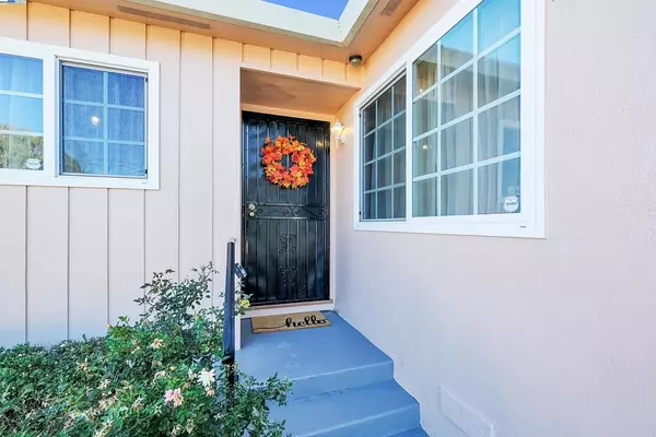 San Lorenzo, CA 94580,1786 Via Chorro