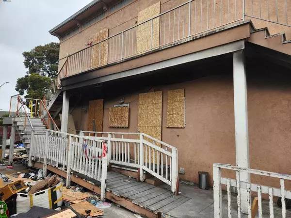 Oakland, CA 94621,1226 73rd Ave