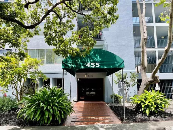 455 Crescent Street #115, Oakland, CA 94610