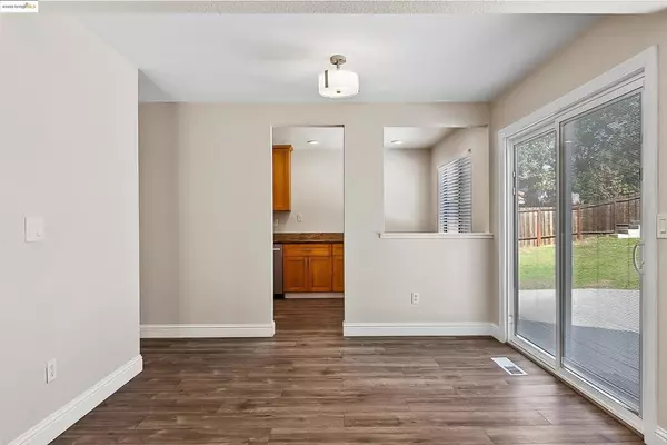 Antioch, CA 94509,2245 Pinenut Ct