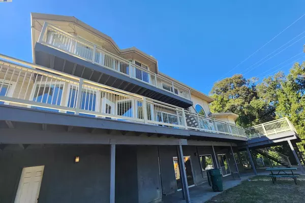 Woodside, CA 94062,245 Heacox Rd