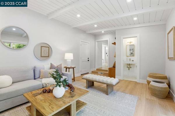 Danville, CA 94526,120 Paraiso Dr