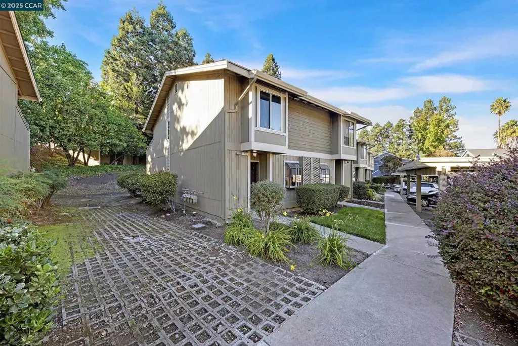 Martinez, CA 94553,314 Eastgate Ln