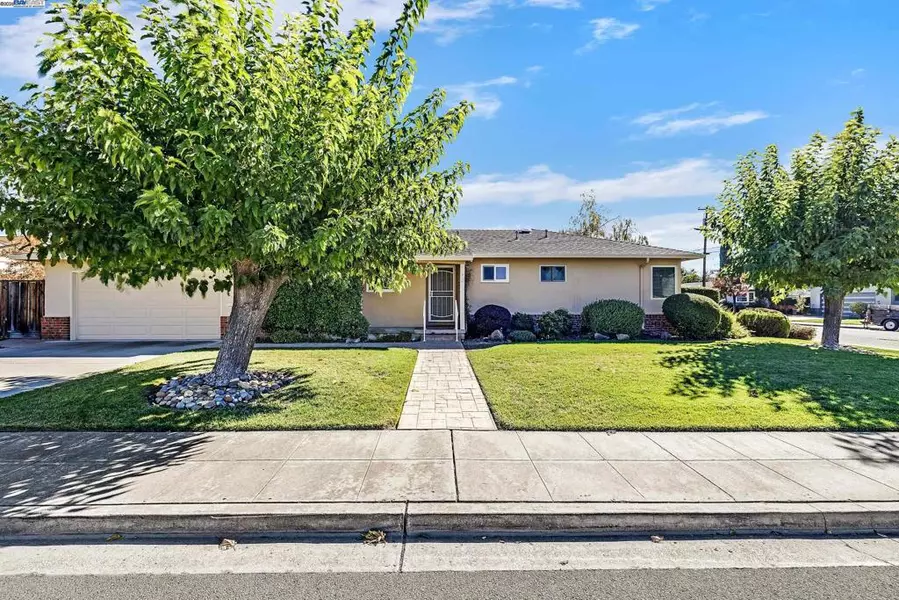 596 Tyler Ave, Livermore, CA 94550