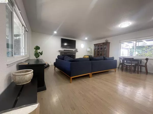 Concord, CA 94518,1248 Hale Dr