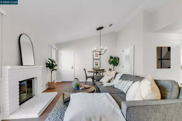 Clayton, CA 94517-1627,7 CLARK CREEK CIRCLE