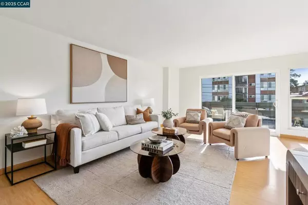 Oakland, CA 94610,500 Vernon #102