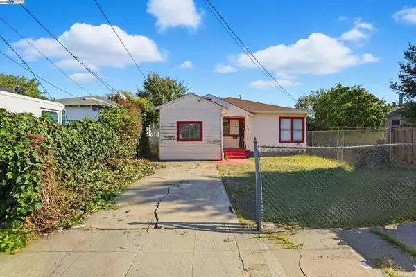9308 F St, Oakland, CA 94603