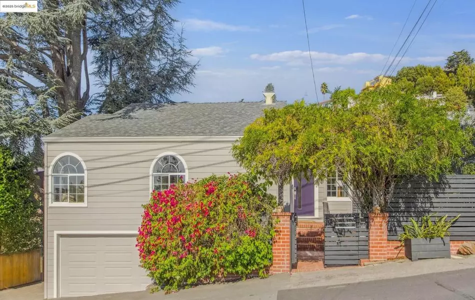 1942 Leimert Blvd, Oakland, CA 94602