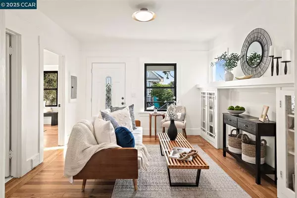 Berkeley, CA 94702,1233 Haskell St