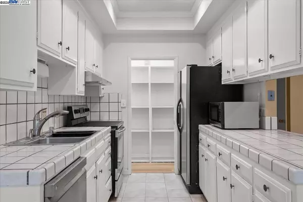 Fremont, CA 94536,1043 Bonner Ave