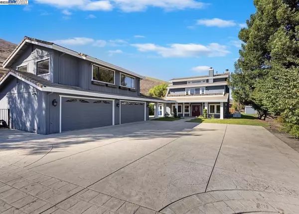 1400 Lawrence Rd, Danville, CA 94506