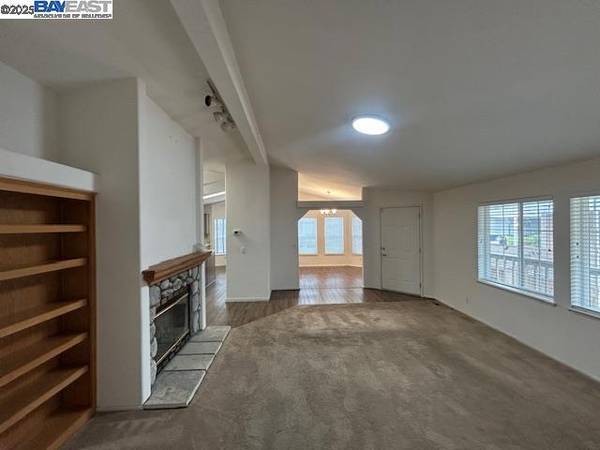 Hayward, CA 94544,1400 Buckingham Way