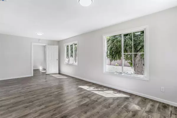 Antioch, CA 94509,1925 Alpha Way