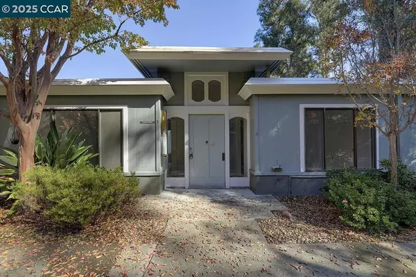 Walnut Creek, CA 94595,1137 Stanley Dollar Dr #5