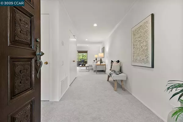 4033 Terra Granada Dr #3C, Walnut Creek, CA 94595