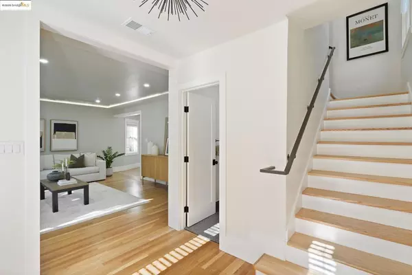 Oakland, CA 94610,786 Trestle Glen Road