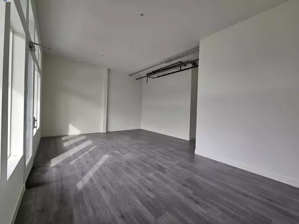 Union City, CA 94587,30720 Union City Blvd