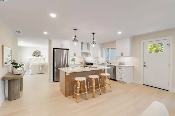 Livermore, CA 94550,5436 Charlotte Way