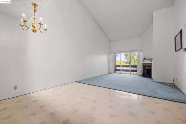 2121 Vale Rd #322, San Pablo, CA 94806