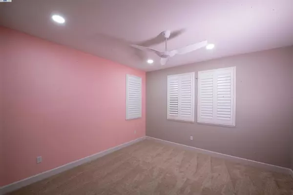 Dublin, CA 94568,7212 MOUNT VEEDER ROAD