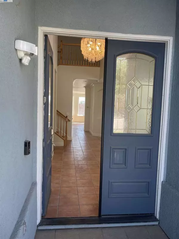 Tracy, CA 95377,2432 Tennis Ln