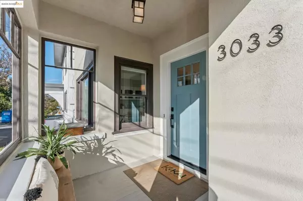 Berkeley, CA 94705,3033 Regent St